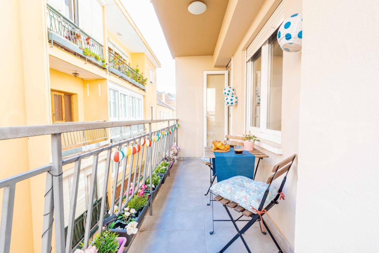 Cosy Flat With Private Balcony - Historic Center By Rems Apartment มาลากา ภายนอก รูปภาพ